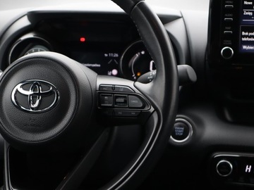 Toyota Yaris IV Hatchback 1.5 Dynamic Force 125KM 2021 Toyota Yaris 1.5 VVT-i, Salon Polska, Serwis ASO, zdjęcie 18