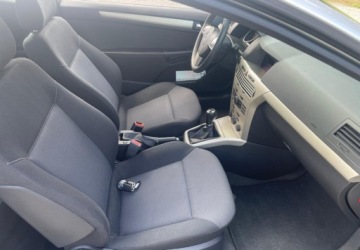 Opel Astra H Cabrio 1.8 ECOTEC 140KM 2008 Opel Astra 1.8 140KM Z Niemiec Oplacona Gwarancja 1.8 Benzyna 140KM, zdjęcie 8