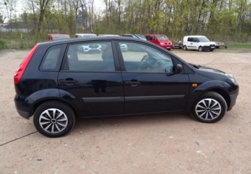 Ford Fiesta VI 1.3 70KM 2006 Ford Fiesta 1.3ben,klima,5drzwi,oplacony 1.3 Benzyna 69KM, zdjęcie 9
