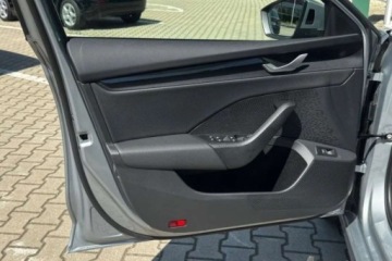 Skoda Octavia IV Liftback 1.5 TSI EVO 150KM 2026 Skoda Octavia Podgrzewane fotele Kamera i czujniki parkowania Duzy Rabat, zdjęcie 12
