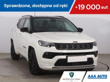 Jeep Compass II 2023 Jeep Compass 1.5 Turbo e-Hybrid, Salon Polska