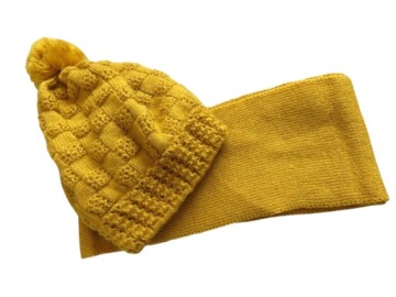 CZAPKA damska UNI podwójna + SZALIK wyprzedaż