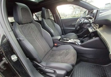 Peugeot 2008 2023 Peugeot 2008 GT 130KM Automat I wl. DEMO Gwarancja FV23 1.2 130KM, zdjęcie 13