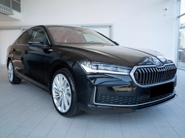 Skoda Superb IV Liftback 2.0 TSI 265KM 2025 SKODA Superb L&amp;K 2.0 TSI DSG 4x4 Sedan 265KM 2025, zdjęcie 2