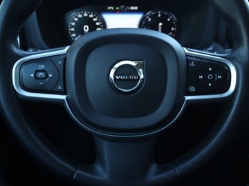 Volvo XC60 II Crossover D4 190KM 2018 Volvo XC60 D4, Salon Polska, 187 KM, 4X4, zdjęcie 19