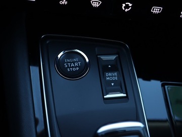 Peugeot 508 II SW 1.6 PureTech 180KM 2020 Peugeot 508 1.6 PureTech, Salon Polska, zdjęcie 19