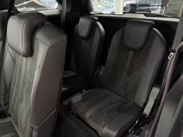 Peugeot 5008 II Crossover Facelifting 2.0 BlueHDi 177KM 2020 Peugeot 5008 GT / 7 osobowy / Hak / Masaż / Panora, zdjęcie 12