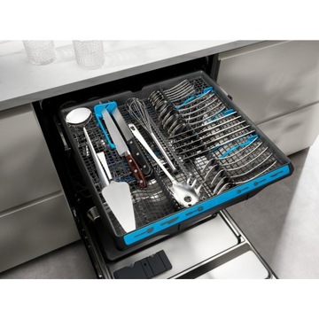 ELECTROLUX EEM48321L встраиваемая посудомоечная машина