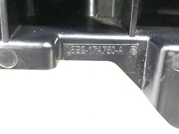 DEFENDER L663 ZADNÍ DRŽÁKY NÁRAZNÍKU