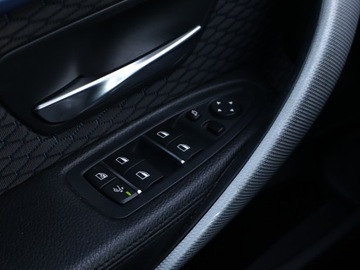 BMW Seria 3 F30-F31-F34 Limuzyna Facelifting 2.0 318d 150KM 2018 BMW 3GT 318d GT, Salon Polska, Serwis ASO, zdjęcie 17