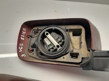 ZRCÁTKO 9PIN PRAVÉ LEVÉ BMW E31 8 850 840