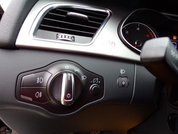 Audi A4 B8 Avant Facelifting 2.0 TDI 143KM 2012 AUDI A4 KOMBI 2.0 TDI 143 KM Z NIEMIEC ZAREJESTROWANA ZAMIANA, zdjęcie 15