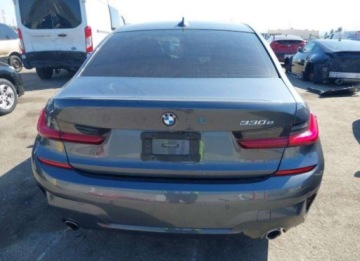 BMW Seria 3 G20-G21 2021 BMW Seria 3 2021, 2.0L, PLUG-IN HYBRID, od ubezpieczalni 2.0 Hybryda 280KM, zdjęcie 8