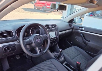 Volkswagen Golf VI Variant 1.2 TSI 105KM 2011 Volkswagen Golf 1,2 Ben 105 KM 6-Biegow 1.2 Benzyna 105KM, zdjęcie 5