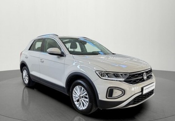 Volkswagen T-Roc I SUV Facelifting 1.5 TSI ACT 150KM 2023 Volkswagen T-Roc I wlasciciel - Salon Polska - Niski przebieg - Virtual -, zdjęcie 3