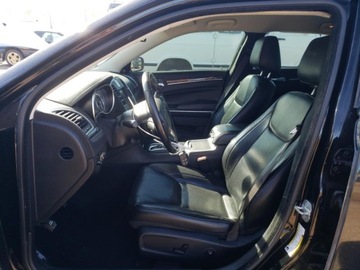 Chrysler 300C II 2021 Chrysler 300 Touring 2021 3.6l 3.6 Benzyna 260KM, zdjęcie 6