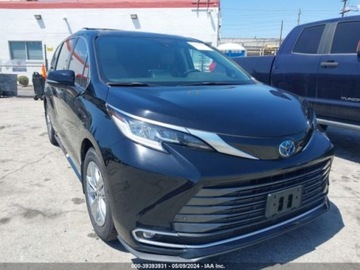 Toyota Sienna III 2023 Toyota Sienna 2023 TOYOTA SIENNA, silnik 2.5 2.5 Benzyna 245KM, zdjęcie 5