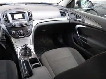 Opel Insignia I Sedan Facelifting 2.0 CDTI ECOTEC 130KM 2015 Opel Insignia 2.0 CDTI, Salon Polska, Klima, zdjęcie 7