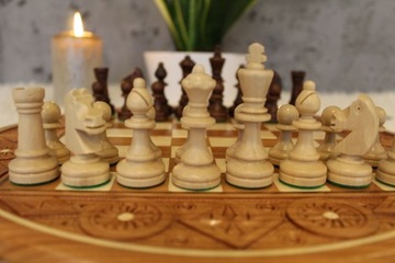 Шахматы Рубин - круглый футляр ручной работы (33см)