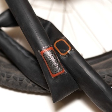 РЕМОНТНЫЙ КОМПЛЕКТ ВЕЛОСИПЕДА, ТРУБКА, ЗАПЛАТЫ, ВЕЛОСИПЕДНЫЕ МУЛЬТИТУЛЬНЫЕ КЛЮЧИ ДЛЯ ШИН