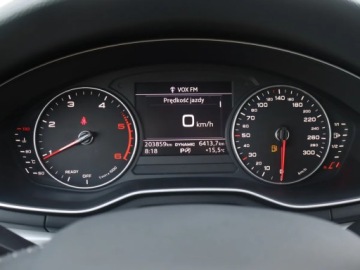 Audi A4 B9 Avant 2.0 TDI 150KM 2016 Audi A4 2.0 TDI, Automat, Navi, Xenon, Bi-Xenon, zdjęcie 10
