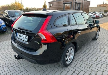 Volvo V60 I Kombi 1.6 DRIVe 115KM 2011 Volvo V60 1.6 diesel 114KM ks. serwis. Gwarancja Zamiana Zarejestrowany 1.6, zdjęcie 2