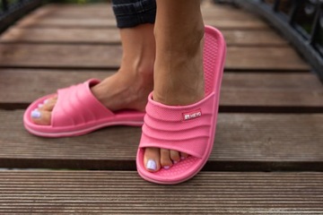 ЛЕГКИЕ ЖЕНСКИЕ ШЛЕПКИ ДЛЯ ПЛЯЖА И БАССЕЙНА 40