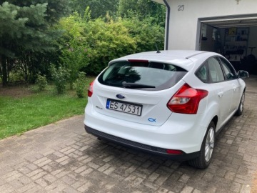 Ford Focus III Hatchback 5d facelifting 1.6 TDCi 115KM 2014 Ford Focus III 1.6 HDI mały przebieg. Zadbany!, zdjęcie 1