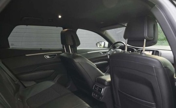 Renault Talisman Grandtour Facelifting 1.7 Blue dCi 150KM 2020 Renault Talisman Renault Talisman Grandtour BLUE dCi 150 LIMITED 1.7 Diesel, zdjęcie 19