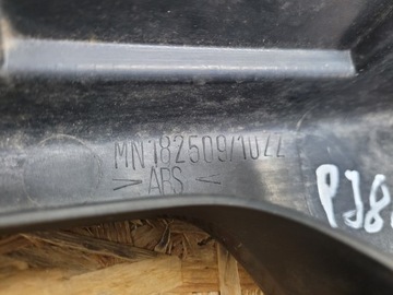 MASKA MŘÍŽKA NÁRAZNÍKU MITSUBISHI PAJERO