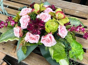 Эксклюзивное оформление букета Букет роз для памятника