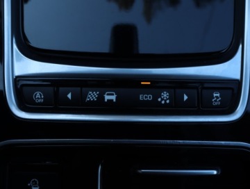 Jaguar F-Pace SUV 2.0 i4D 180KM 2017 Jaguar F-Pace 20d AWD, Serwis ASO, 177 KM, 4X4, zdjęcie 18