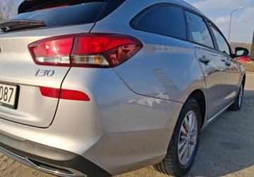 Hyundai i30 III Wagon Facelifting 1.0 T-GDI 120KM 2022 Hyundai i30 1.0 T-GDI 120KM Modern Salon PL gwarancja Benzyna 120KM, zdjęcie 27