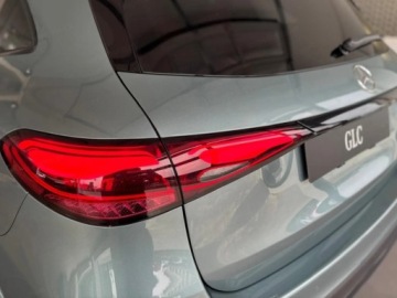 Mercedes GLC C254/X254 Coupe 2.0 220d 197KM 2026 MERCEDES-BENZ GLC 220 d 4-Matic AMG Line Suv 197KM 2026, zdjęcie 4