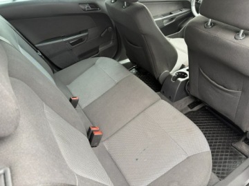 Opel Astra H Kombi 1.6 ECOTEC 115KM 2009 Opel Astra 1.6 + LPG, zdjęcie 9