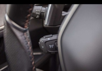 Peugeot 5008 II Crossover Facelifting 1.2 PureTech 130KM 2021 Peugeot 5008 1.2 PureTech GT SS EAT8 Dobrze Doposazony Focal Pano Black Pa, zdjęcie 25