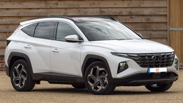 Рамка номерного знака HYUNDAI 1 шт., без винтов.