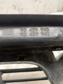 OPEL OMEGA B1 1997 MŘÍŽKA / MASKA HORNÍ CHLADIČŮ
