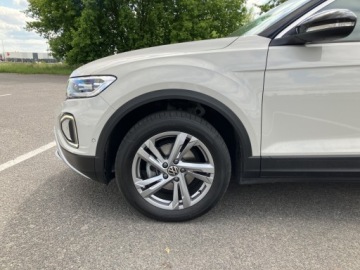 Volkswagen T-Roc I SUV Facelifting 1.5 TSI ACT 150KM 2024 Volkswagen T-Roc Life 1.5 TSI 150 KM DSG | Pakiet, zdjęcie 17