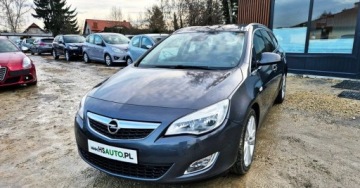 Opel Astra J Sports Tourer 1.4 Turbo ECOTEC 140KM 2011 Opel Astra BENZYNA AUTOMAT bogata wersja COSMO nawigacja okazja 1.4, zdjęcie 1