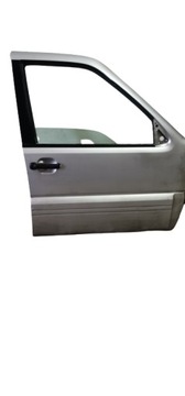 NISSAN TERRANO II DVEŘE PRAVÝ PŘEDNÍ STŘÍBRNÉ