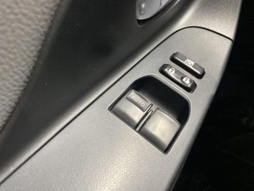 Toyota Yaris III Hatchback 5d Facelifting 1.0 VVT-i 69KM 2014 Toyota Yaris 1.0 Active III (2011-2019) Toyota Yar, zdjęcie 16