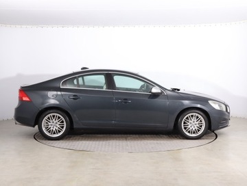 Volvo S60 II Sedan 1.6 D2 115KM 2011 Volvo S60 DRIVe, Navi, Klima, Klimatronic, zdjęcie 5