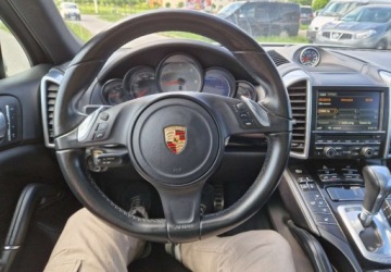 Porsche Cayenne II SUV 4.2 V8 382KM 2014 Porsche Cayenne S 4.2 Pneumatyka BOSE Panorama Kamera 4.1 Diesel 382KM, zdjęcie 17