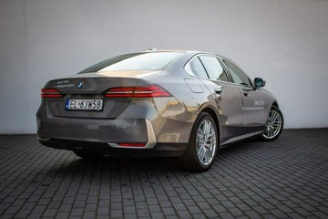 BMW Seria 5 G90-91 2023 BMW 520 xDrive Sedan, Demo - Koła zimowe w cenie!, zdjęcie 4