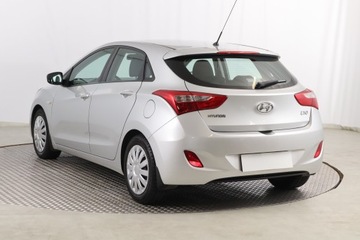 Hyundai i30 II Hatchback 5d 1.4 MPI 100KM 2015 Hyundai i30 1.4 CVVT, Salon Polska, Serwis ASO, zdjęcie 3