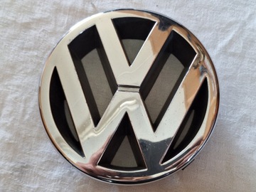 ZNAK VW PASSAT B5 3B0853601 3B0853601A