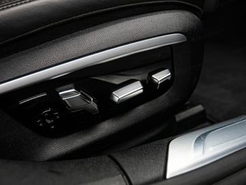 BMW Seria 7 G11-G12 Sedan 750i 450KM 2016 Od ręki - BMW Seria 7 750Li xDrive 450KM, zdjęcie 11