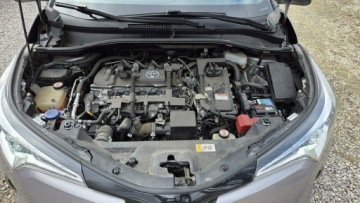 Toyota C-HR I Crossover 1.8 Hybrid 122KM 2018 Toyota C-HR 1.8HSD 122KM Kamera Astyst Parkow, zdjęcie 16