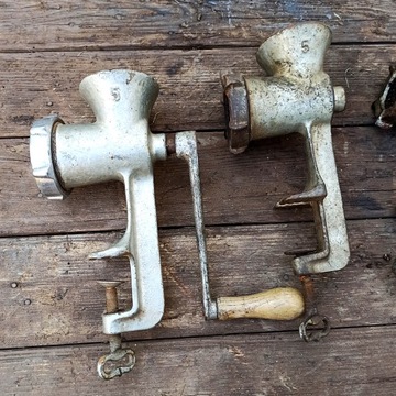 Stara maszynka do mielenia mięsa Alfa OB 8 PRL ozdoba loft industrial